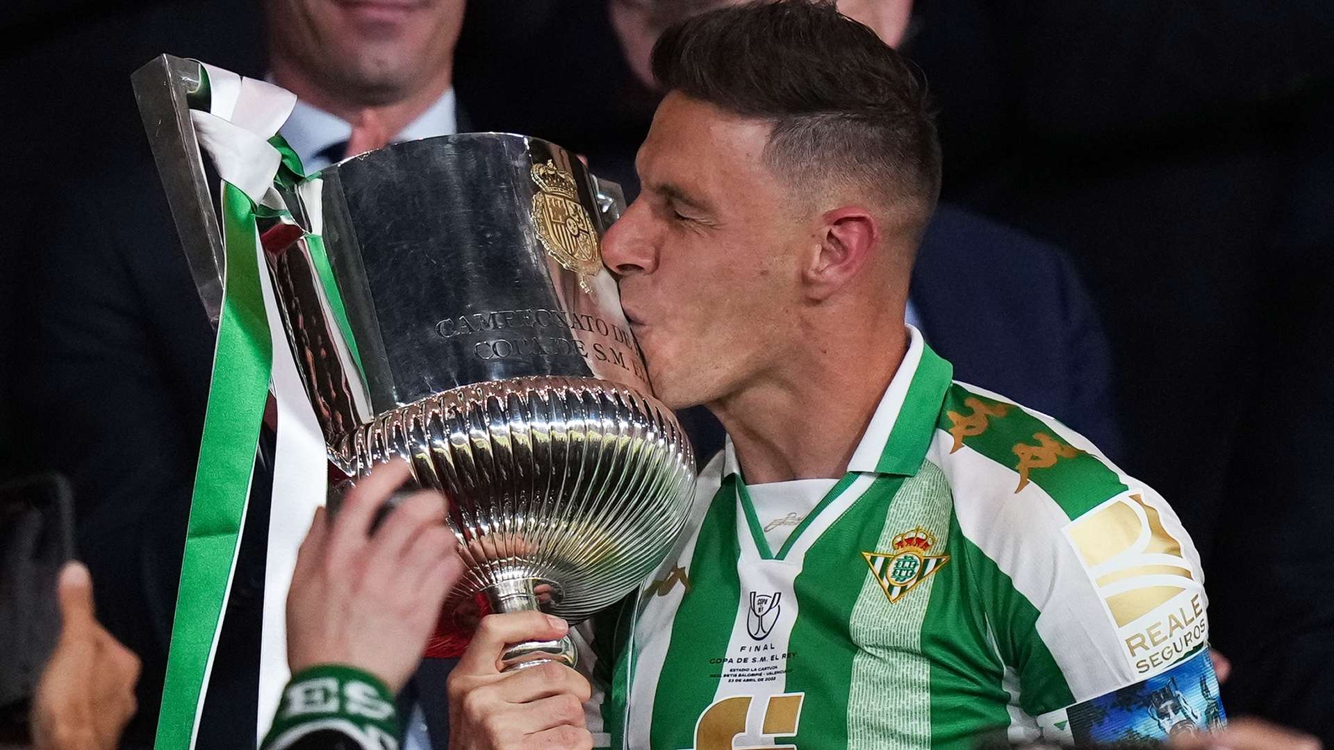 代热爱足球 代热爱足球